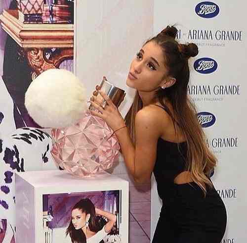 Perfume Ari By Ariana Grande 100 ML
