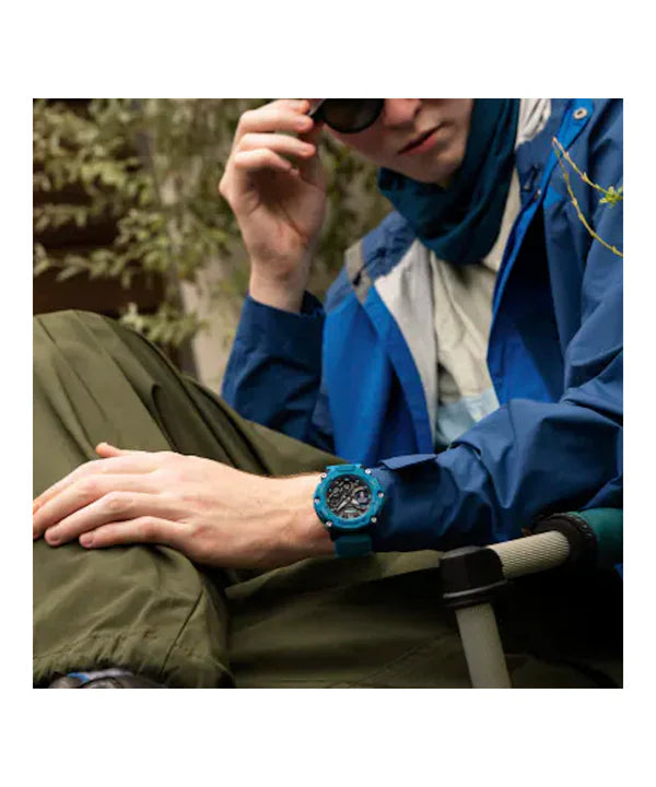 RELOJ CASIO G-SHOCK GA-2200-2ADR