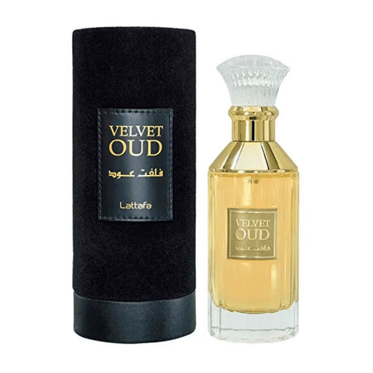 Perfume Lattafa Velvet Oud 100ml Eau De Parfum frasco negro elegante sobre fondo blanco