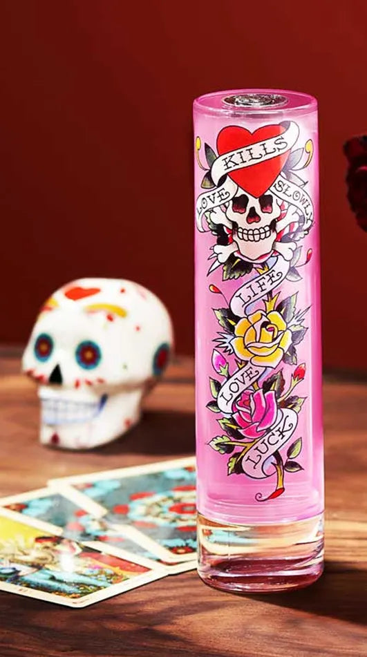 Colección de perfumes Ed Hardy originales para mujer y hombre con diseños urbanos, fragancias modernas y presentaciones llenas de personalidad