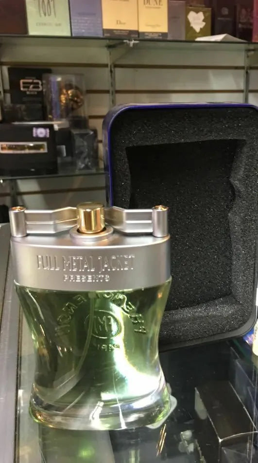 Colección de perfumes Full Metal Jacket originales para hombre con aromas intensos, especiados y amaderados.
