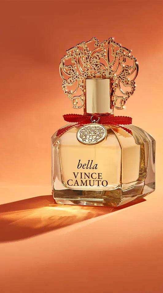 Colección de perfumes Vince Camuto originales para hombre con fragancias amaderadas, aromáticas y especiadas.