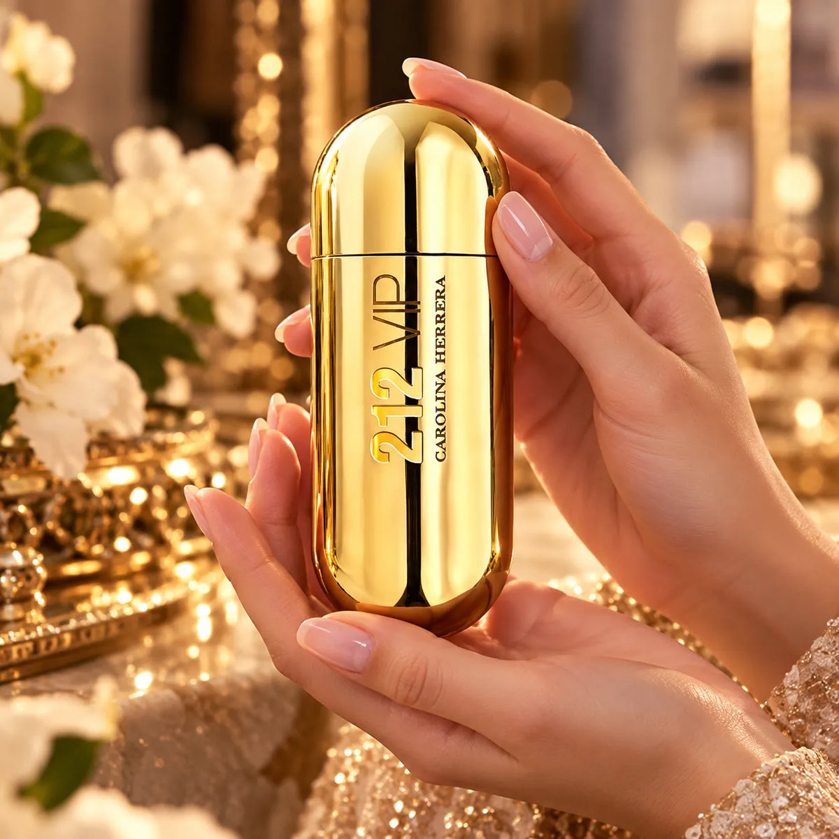 Vista completa de 212 VIP de Carolina Herrera 80 ml con aroma dulce y avainillado