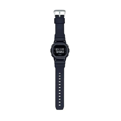 Reloj Casio GM-5600B-1DR