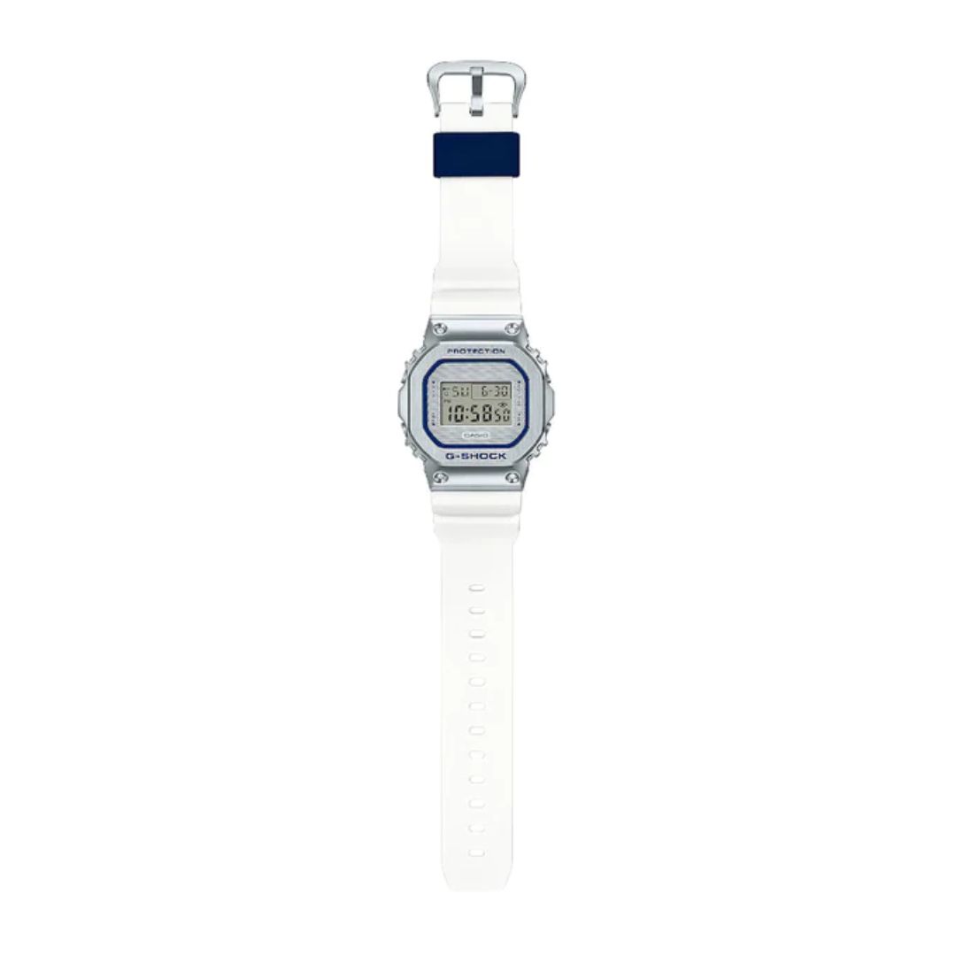 Reloj Casio GM-5600LC-7DR
