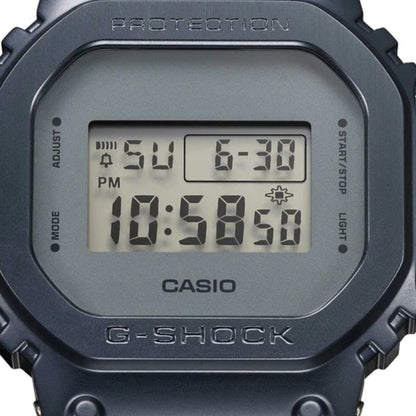 Reloj Casio GM-5600MF-2DR