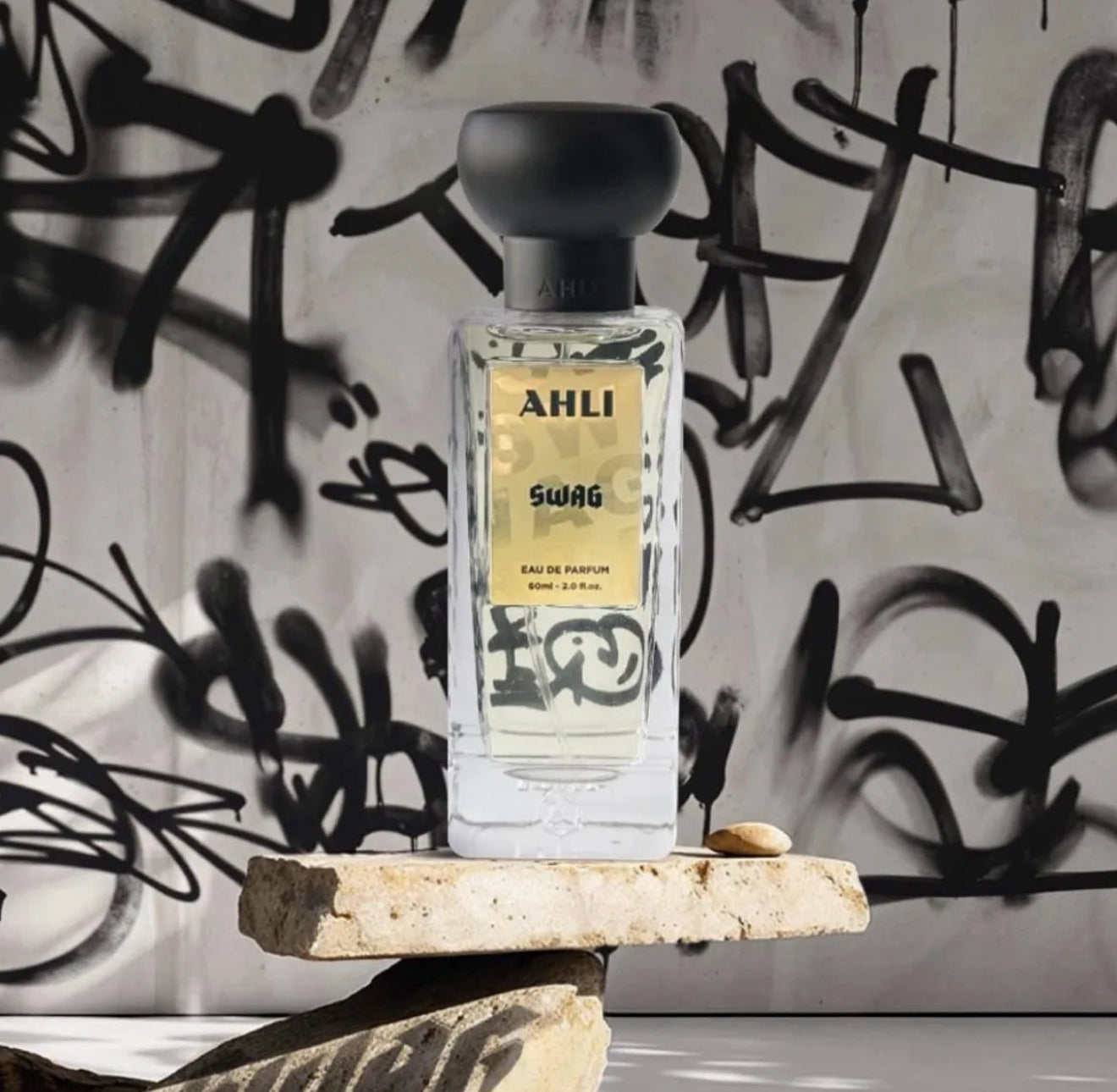 Presentación completa del perfume Ahli Swag Eau De Parfum Unisex 60ml