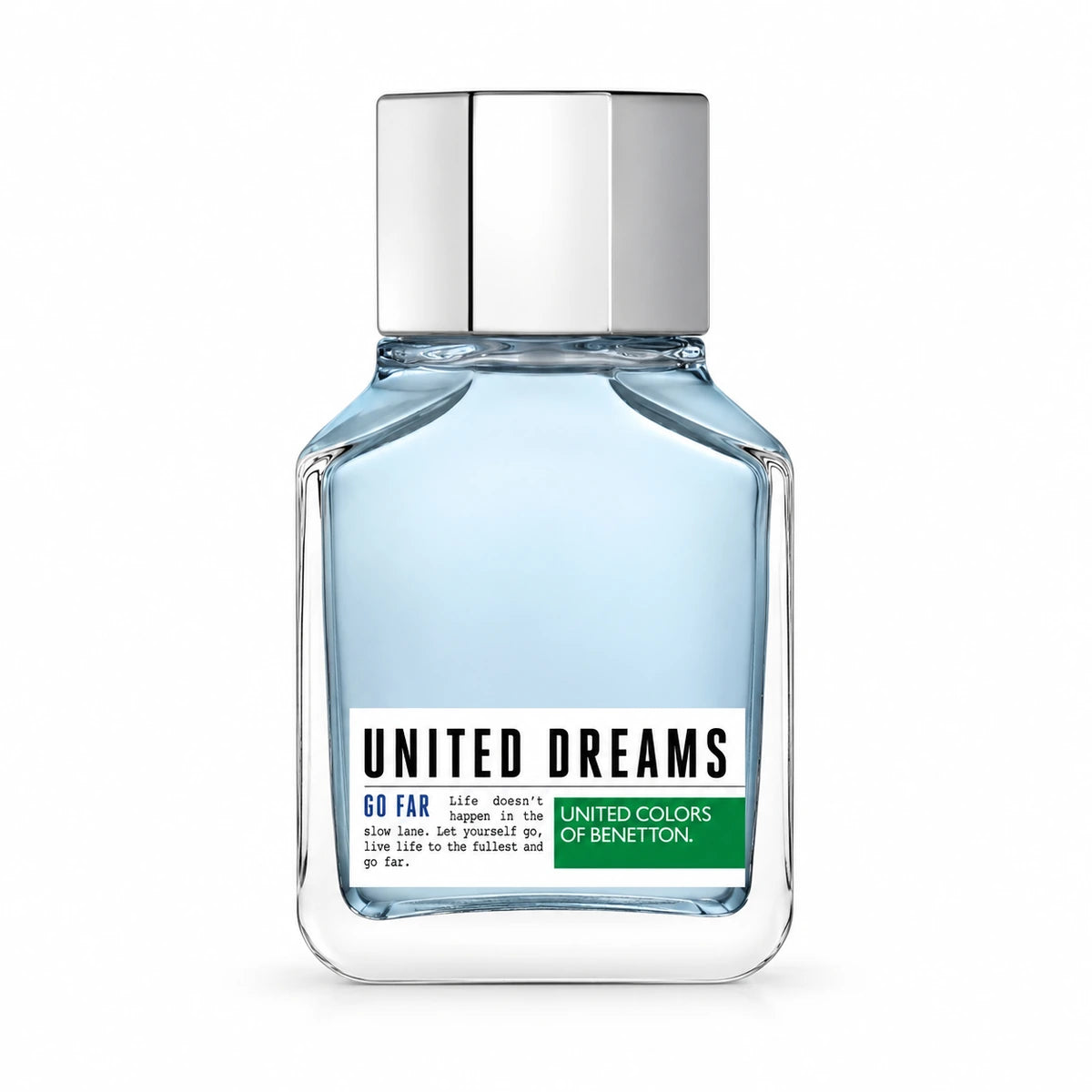Benetton United Dreams Go Far Eau de Toilette para hombre de 100 ml con vidrio transparente, líquido azul claro y tapa plateada sobre fondo blanco