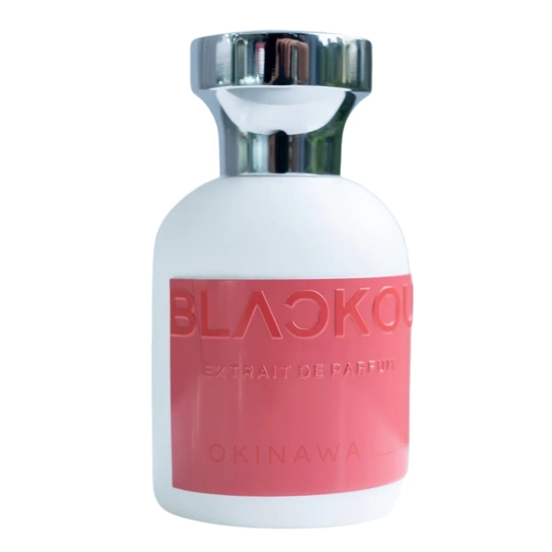 Frasco original del perfume Black Oud Okinawa