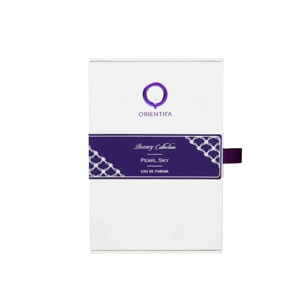 Detalle del frasco de Pearl Sky de Orientica, fragancia unisex de la Luxury Collection