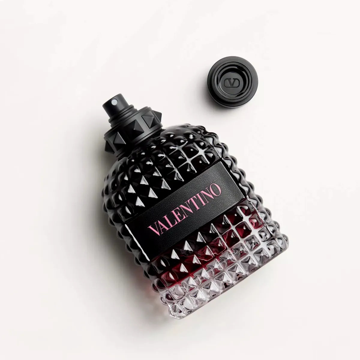 Caja de presentación oficial del perfume para hombre Valentino Born In Roma Intense Uomo EDP 100ml