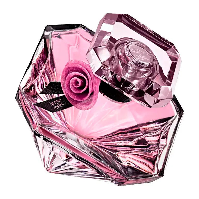 Frasco del perfume La Nuit Trésor L’Eau Lancôme diseño elegante y femenino