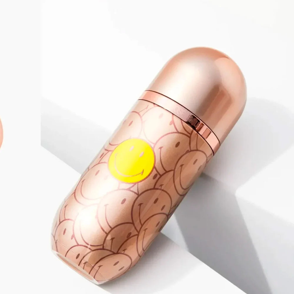 detalle del frasco 212 vip rose smiley 80 ml eau de parfum femenino edición especial