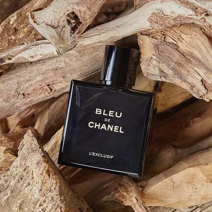 Fragancia masculina Chanel Bleu De Chanel L Exclusif 100ml Parfum con notas aromaticas amaderadas que reflejan distincion y elegancia