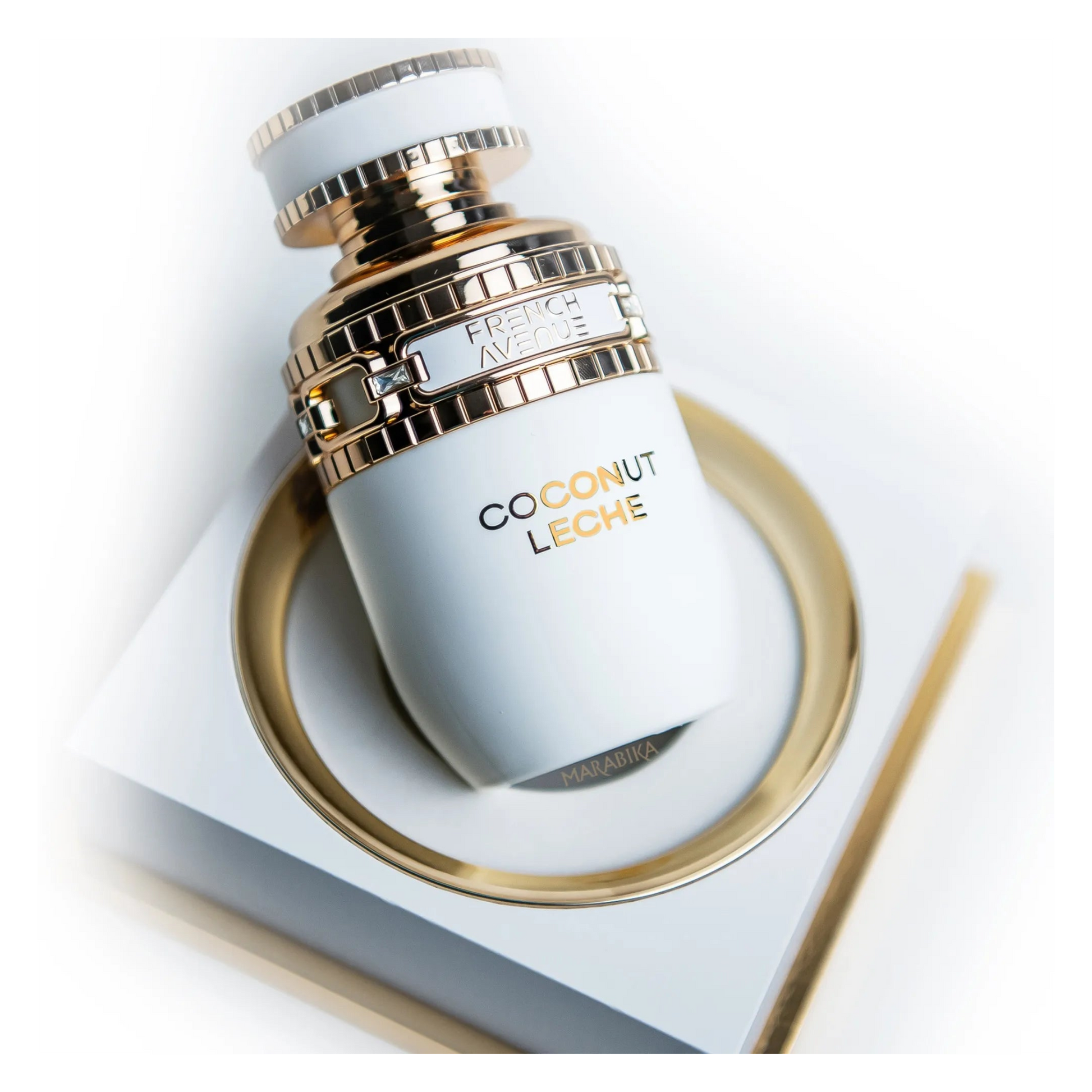 Detalle del frasco Coconut Leche French Avenue Eau De Parfum Mujer 100ml
