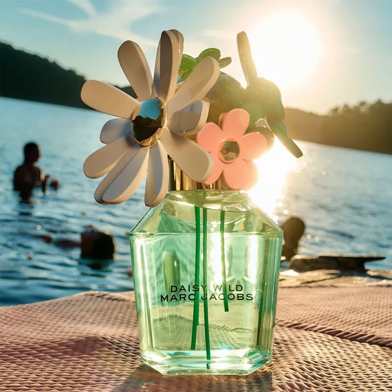 Caja Marc Jacobs Daisy Wild 100 ml presentación original