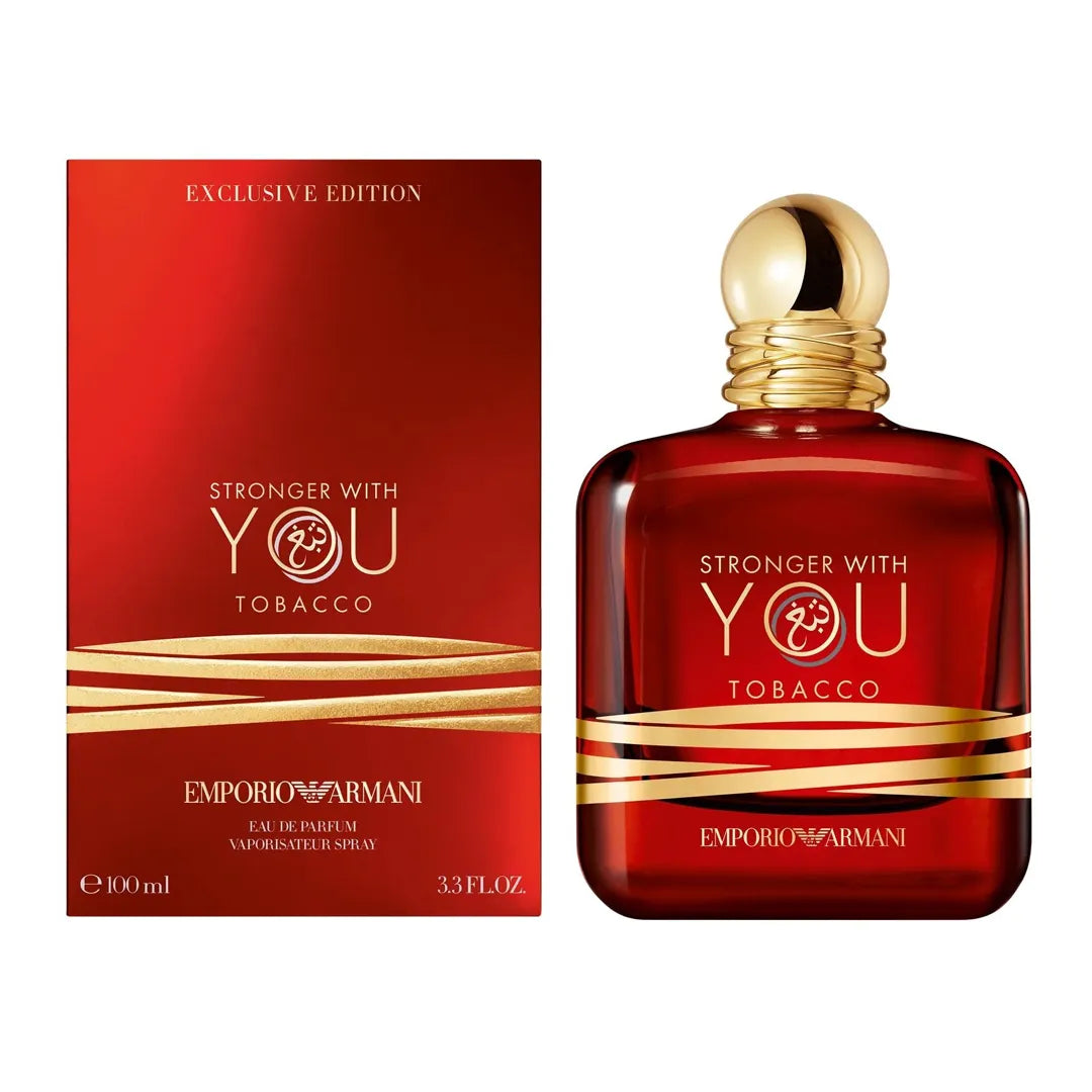 Perfume Emporio Armani Stronger With You Tobacco 100ml frasco ámbar con tapa metálica sobre fondo blanco