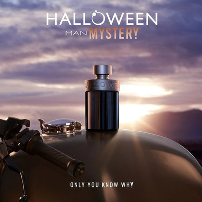 Fragancia masculina Halloween Man Mystery con notas de lavanda pimienta y vetiver