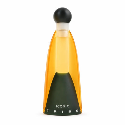 frasco de perfume tribu iconic edp 100 ml para hombre sobre fondo blanco