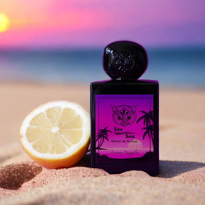Perfume Lorenzo Pazzaglia Sex Sea Extrait De Parfum 50ml frasco artístico con etiqueta plateada