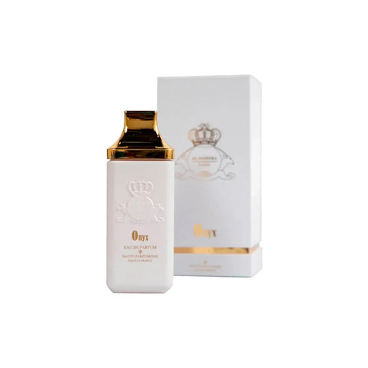 frasco del perfume onyx de al jazeera eau de parfum 100 ml con su diseño negro elegante sobre fondo blanco