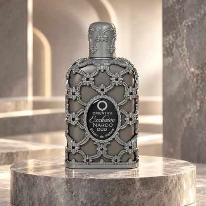 orientica nardo oud extrait de parfum 80 ml unisex en ambiente de lujo neutro