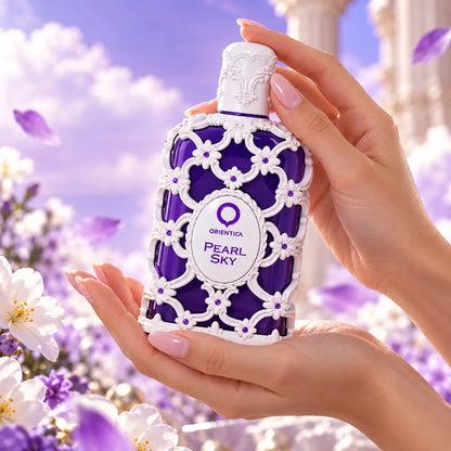 Vista completa de Orientica Pearl Sky EDP 80 ml con notas de incienso y sándalo