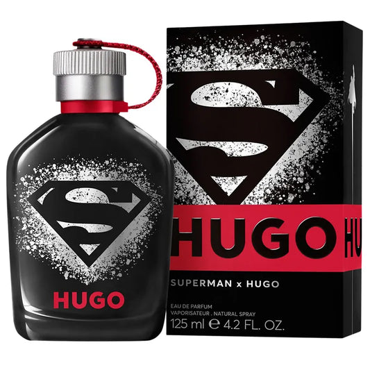 perfume hugo boss superman para hombre en frasco azul con detalles rojos y tapa negra