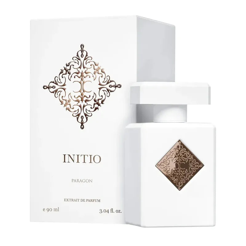 perfume initio paragon en frasco negro mate con detalles dorados minimalistas