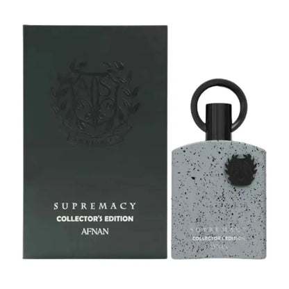 frasco de perfume supremacy collectors edition afnan 100ml para hombre sobre fondo claro