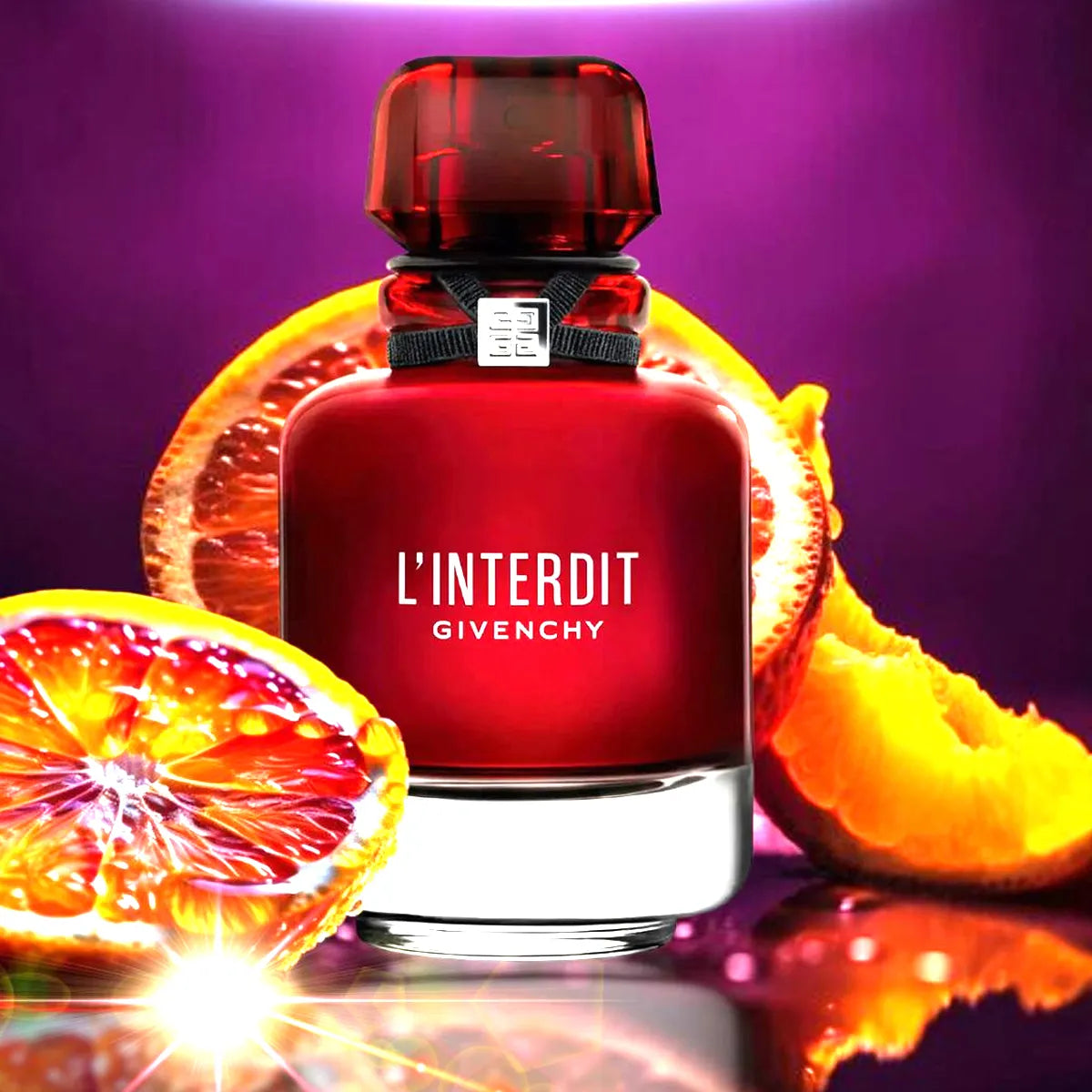 Publicidad del perfume floral especiado para mujer Givenchy L'Interdit Eau de Parfum Rouge