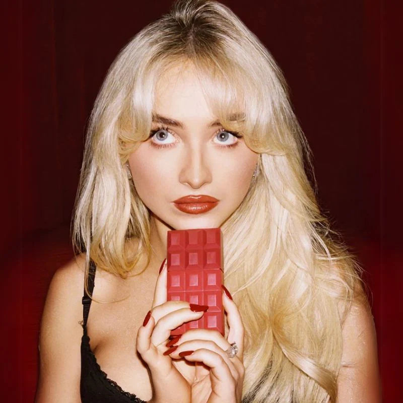 imagen de la caja y frasco del perfume Sabrina Carpenter Sweet Tooth Cherry Baby 75ml