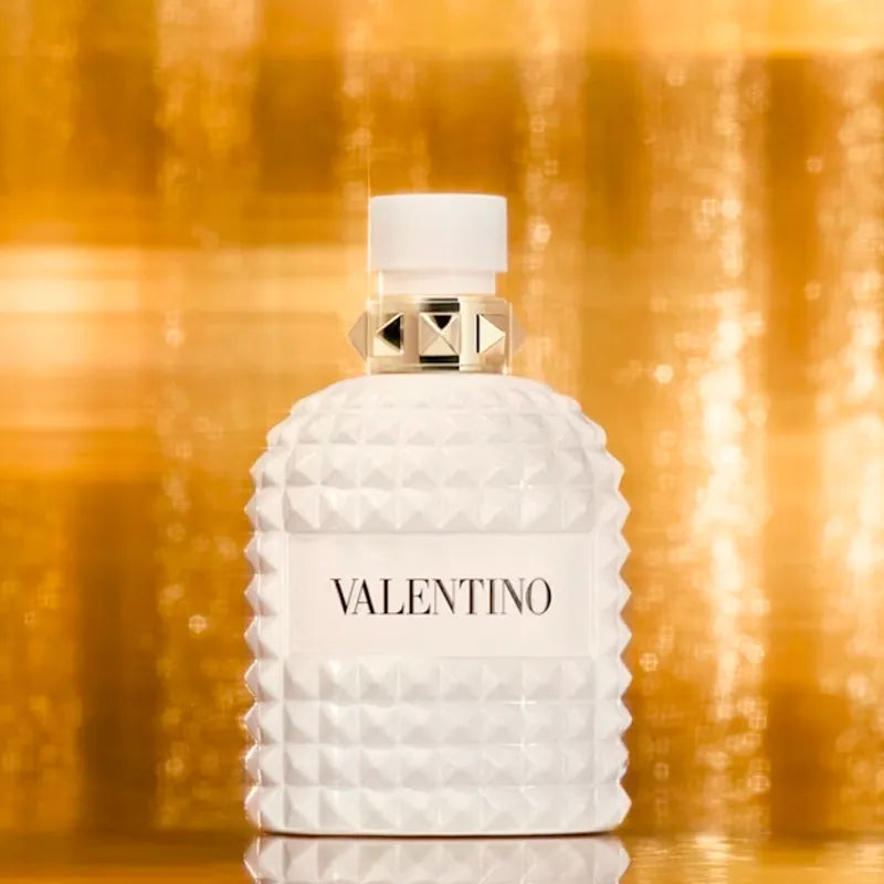 Vista frontal de Valentino Uomo Born in Roma Ivory Eau De Toilette 100ml perfume italiano para hombre