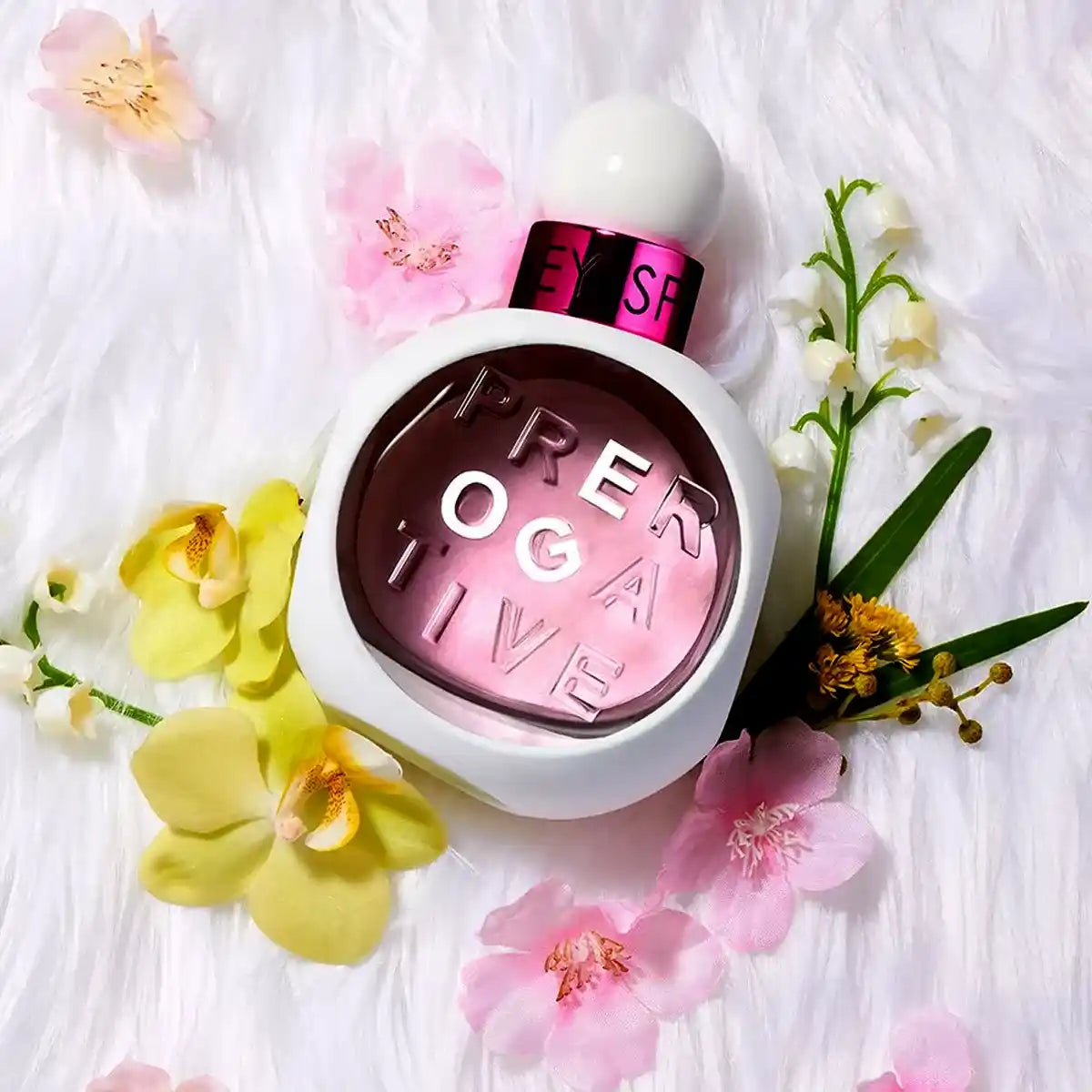Vista previa del perfume Prerogative Britney Spears EDP 100 ml para mujer.