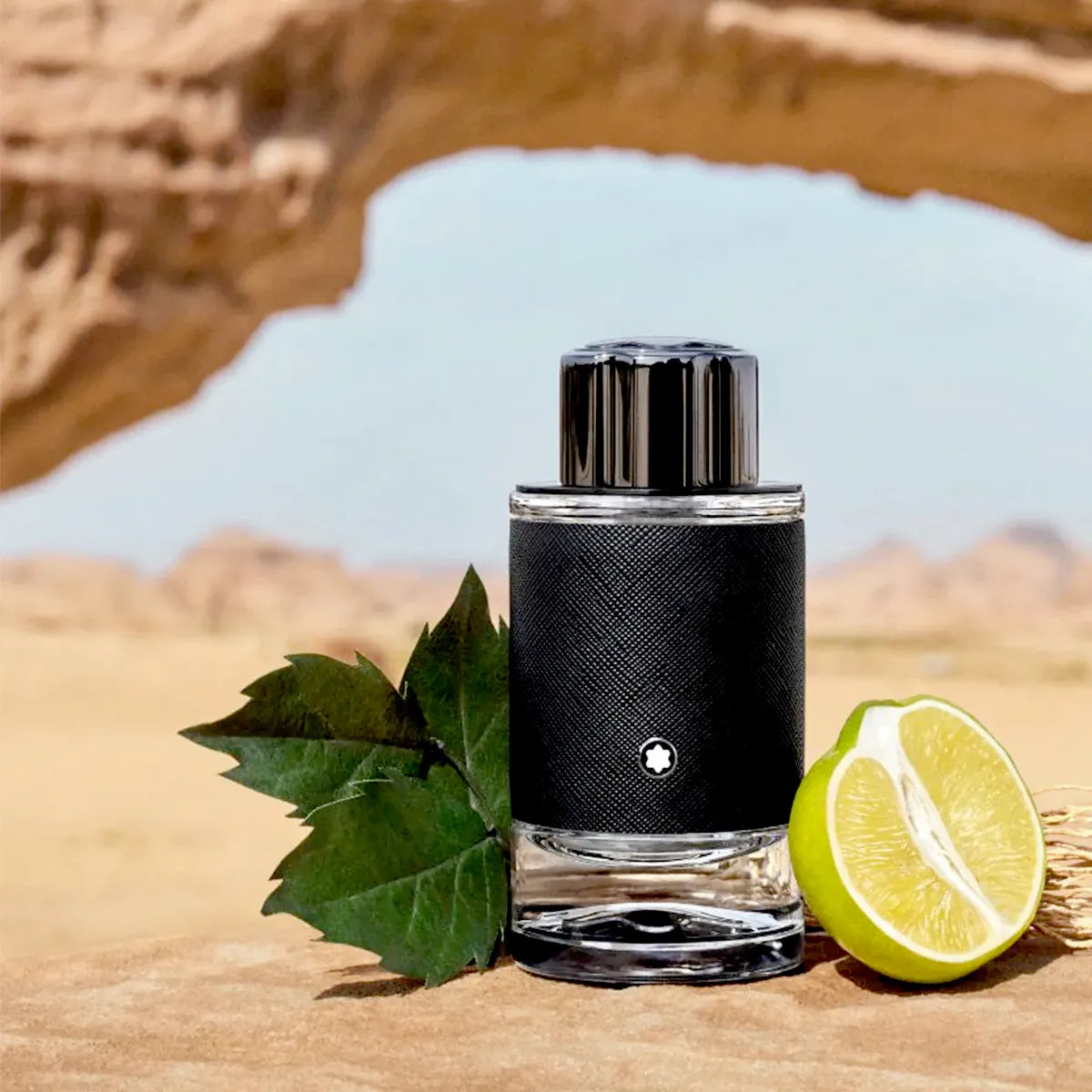 Vista frontal del perfume Montblanc Explorer Eau de Parfum