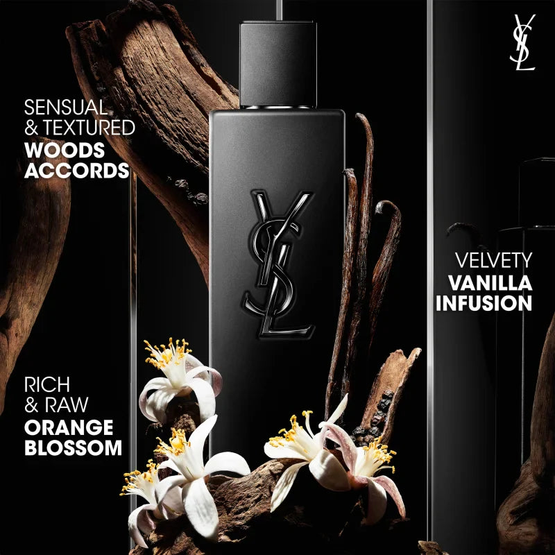Hombre aplicando el perfume MYSLF Le Parfum de Yves Saint Laurent